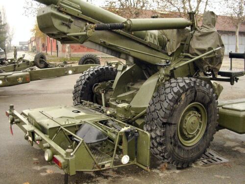 FH-70 155mm Field Howitzer