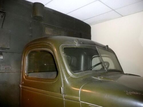 GMC 353