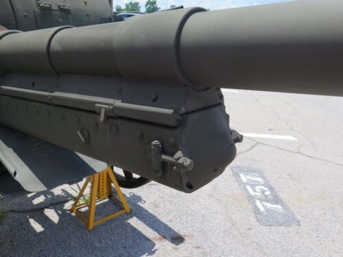 German 10.5 cm leFH 16 Field Howitzer