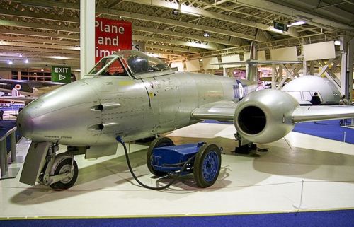Gloster Meteor F.8