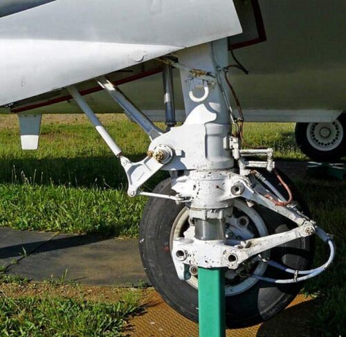 Grumman E-2B Hawkeye