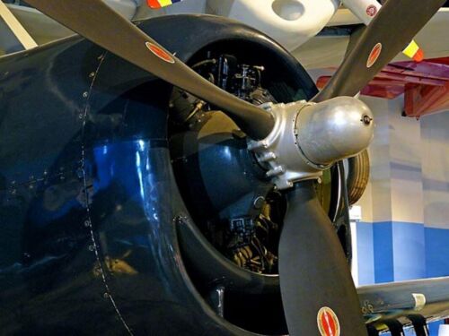 Grumman F6F-5 Hellcat