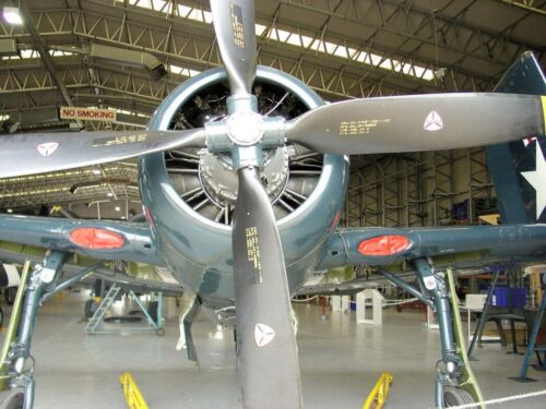 F8F-2P Bearcat