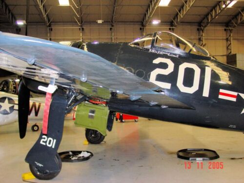 F8F-2P Bearcat
