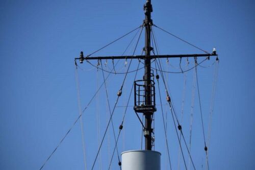 HMAS Castlemaine (J244)