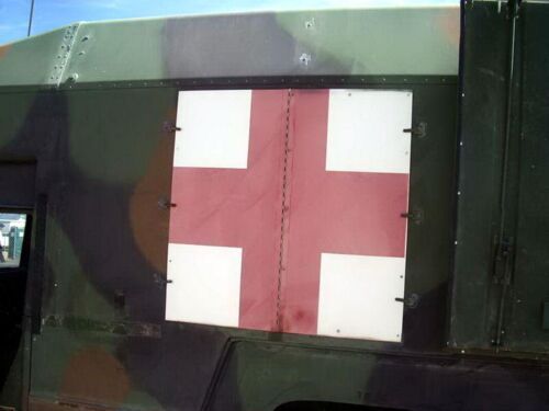 HMMWV M997 Ambulance