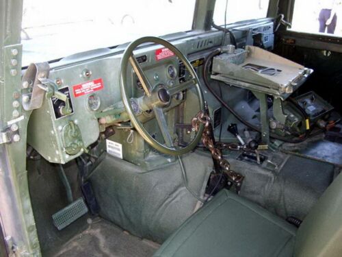 HMMWV M997 Ambulance
