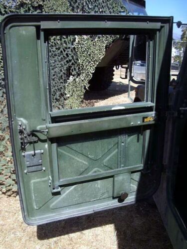 HMMWV M997 Ambulance