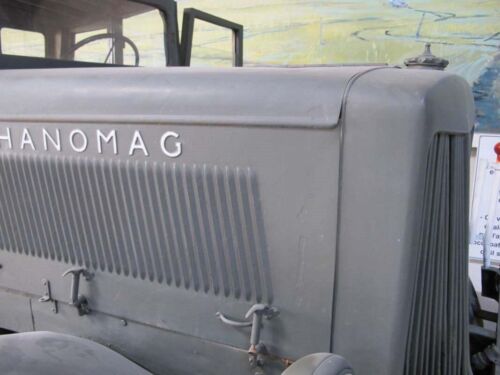 Hanomag ST-100