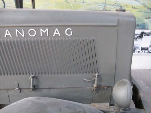 Hanomag ST-100