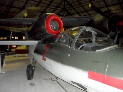 Heinkel He 162 A Volksjager