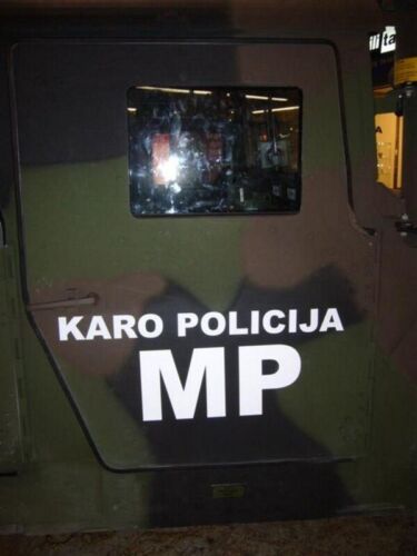 Hummer M1114