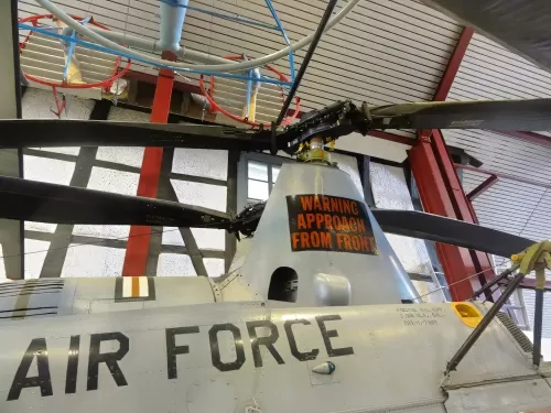 Kaman-HH-43F-Huskie-14