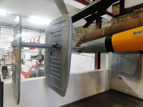 Kaman-HH-43F-Huskie-15