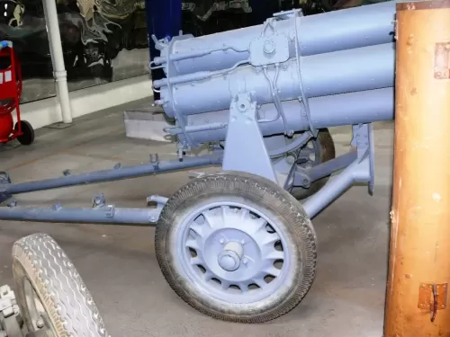 Nebelwerfer-41-15-cm-11