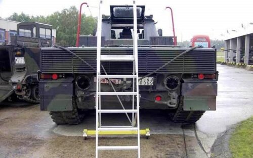 Leopard 2 - Fahrschule