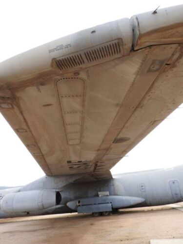 Lockheed C-141B Starlifter