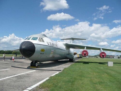 Lockheed C-141C Starlifter