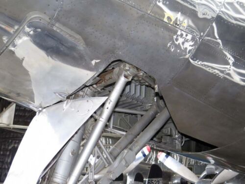 Lockheed-VC-121E-Super-Constellation-Columbine-III-10