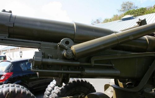US 155mm Long Tom