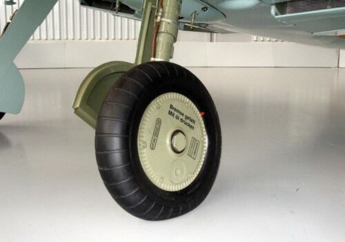 Messerschmitt-Bf-109G-2-00004