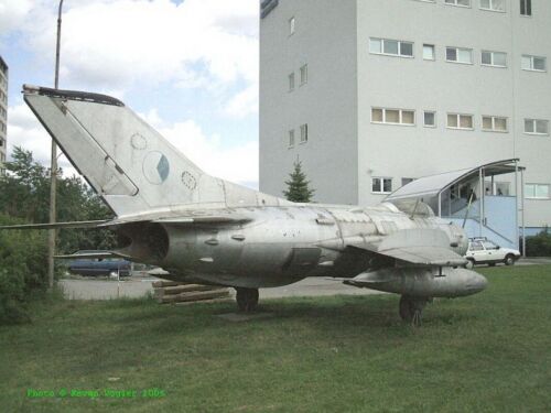 MiG-19S