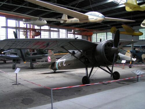 PZL P.11