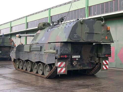 Panzerhaubitze 2000