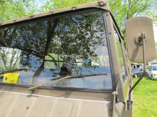Steyr-Daimler-Puch Pinzgauer 712