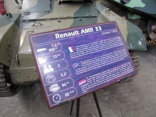 Renault AMR 33