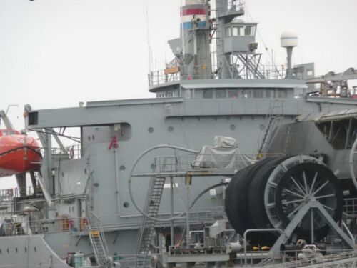 USNS Petersburg