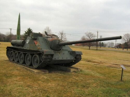 SU-100
