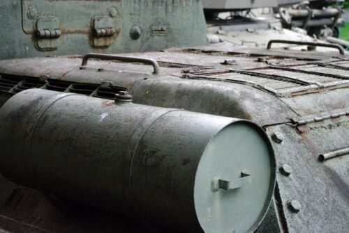SU-100