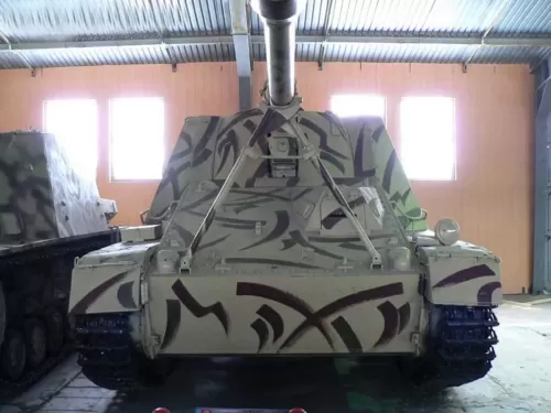 Sd.Kfz .-164-Nashorn-1