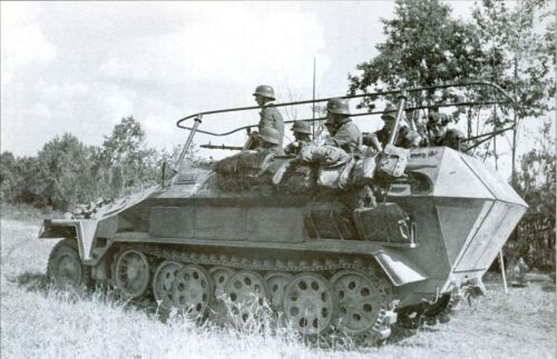 SdKfz-251-11-9508377996