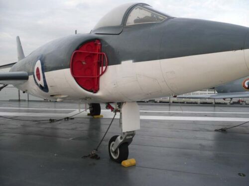 Supermarine Scimitar F.1