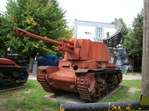 TACAM R-2