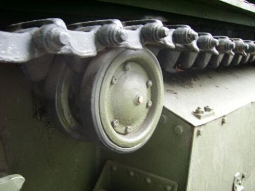 Tank T-28