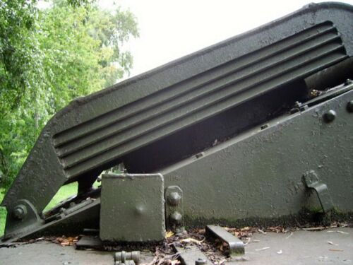 Tank T-28