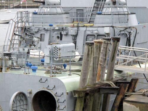 USNS Hiddensee