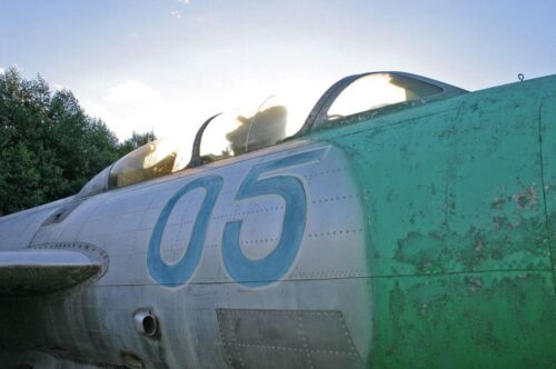 Yak-25 Flashlight