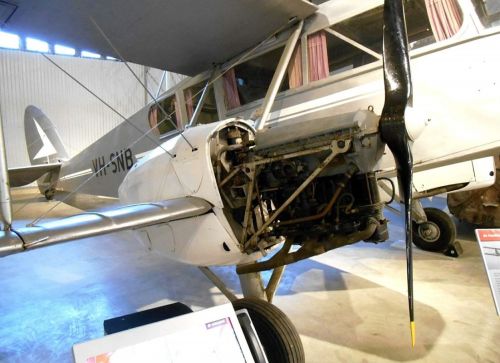 de Havilland DH.84 Dragon